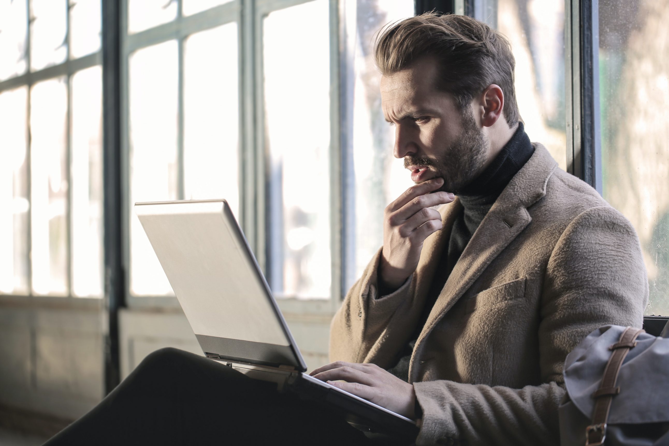 What is the difference between a real estate agent, broker, and realtor